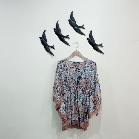NEW!  Vertigo Paris Deep V Neck Butterfly Sleeve Mini Dress Tunic Dress - Size L - Picture 6 of 9
